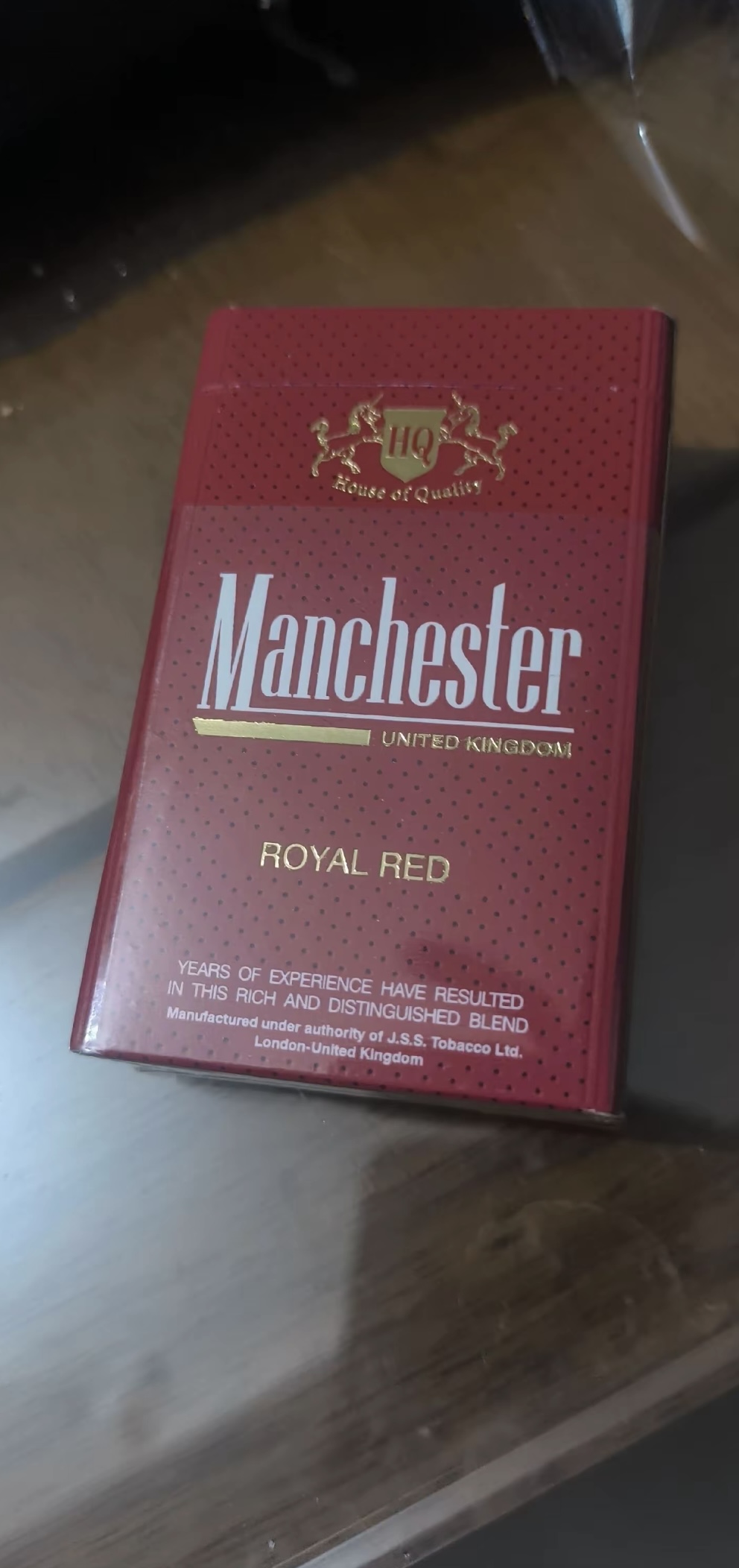 Manchester Royal Red (10-Pack Carton) - Image 5