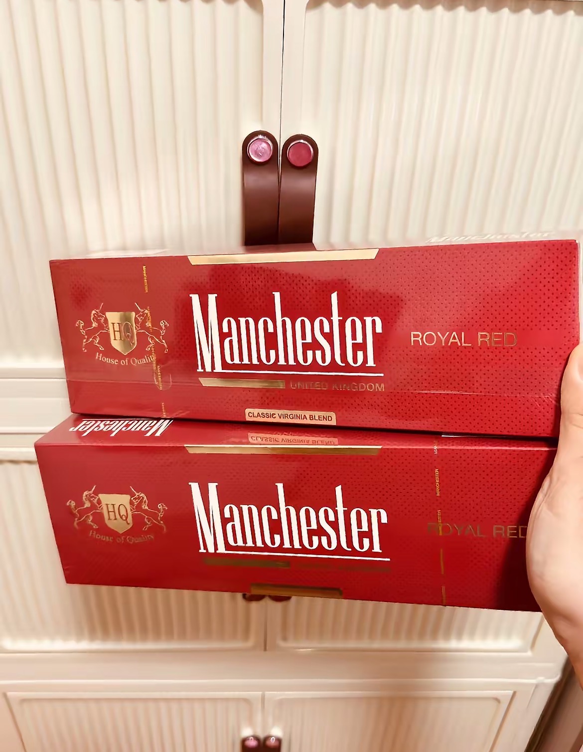 Manchester Royal Red (10-Pack Carton) - Image 3
